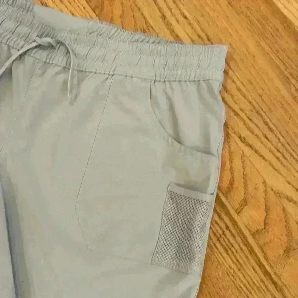 Columbia Women’s Gray Performance Fishing Gear Shorts Size: XL - Picture 3 of 10